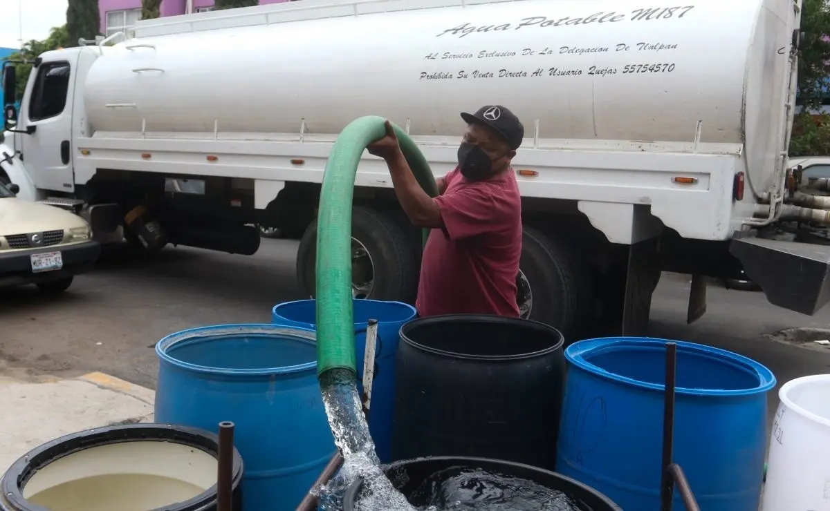 Pipas de agua en Compositores