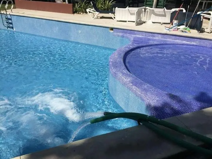 Llenado de albercas y riego en Compositores